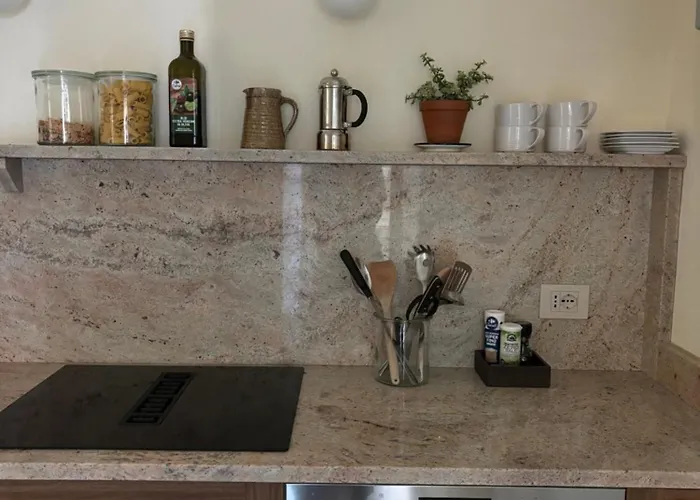 Casa Maggie - Completely Renovated In Alta! Ventimiglia