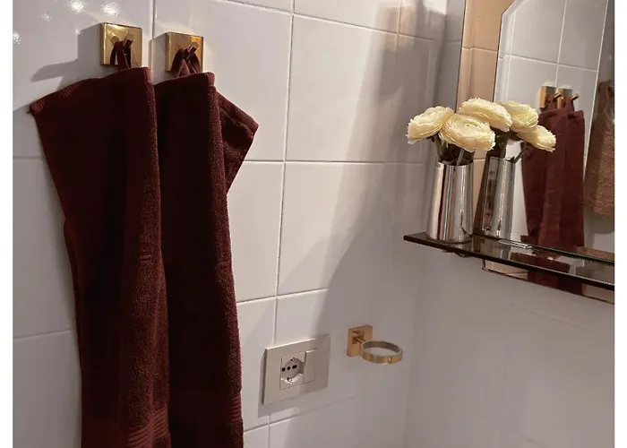 Casa Maggie - Completely Renovated In Alta! Apartment Ventimiglia