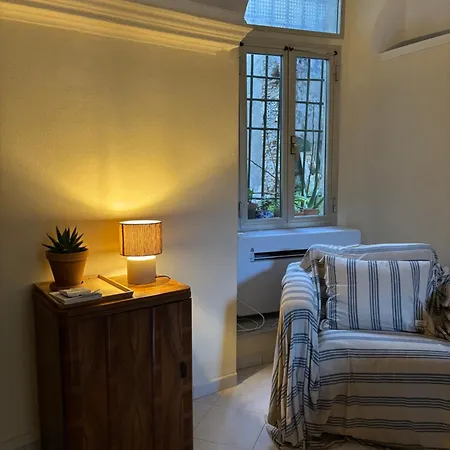 Casa Maggie - Completely Renovated In Alta! * Ventimiglia