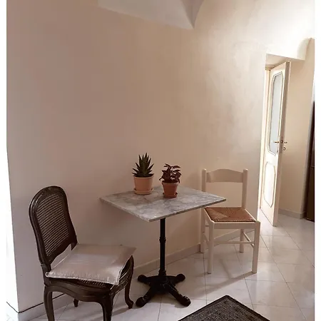 Casa Maggie - Completely Renovated In Alta! Ventimiglia